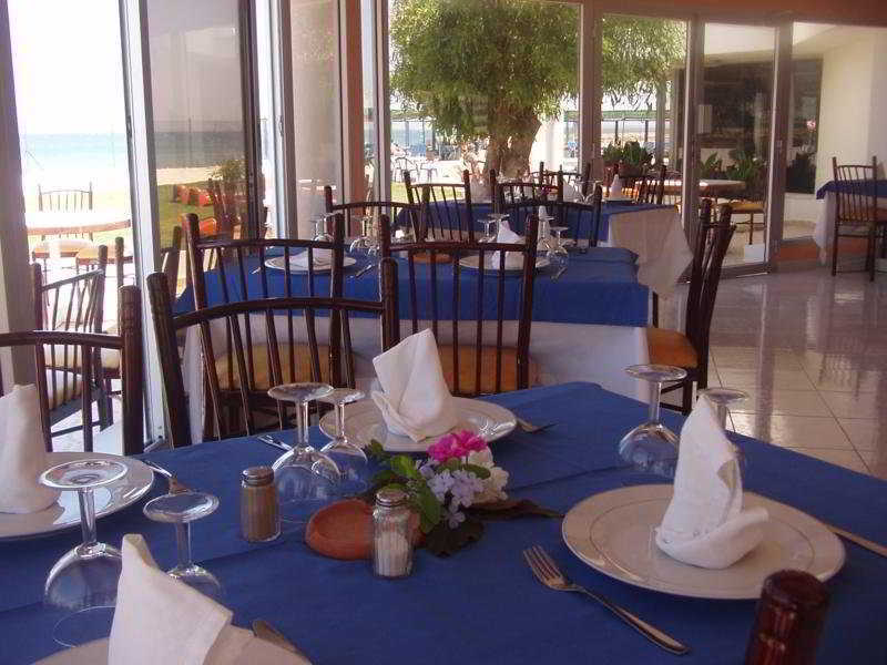 Umh Tarik Hotel Tangier Exterior photo